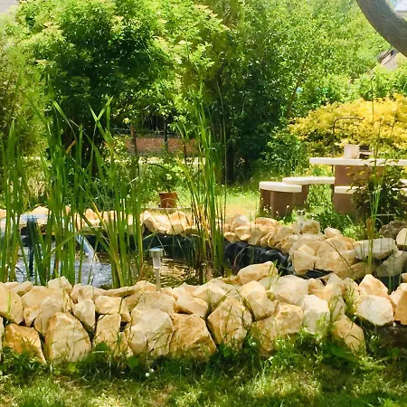 Apartmán Lelle-kert 01 *