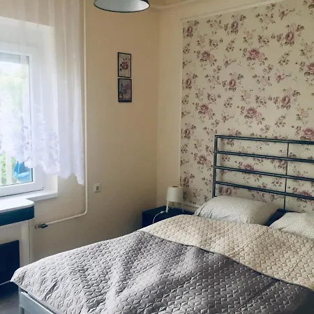Apartmán Lelle-kert 01 *