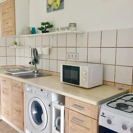 Lelle-kert 01 Διαμέρισμα Balatonlelle