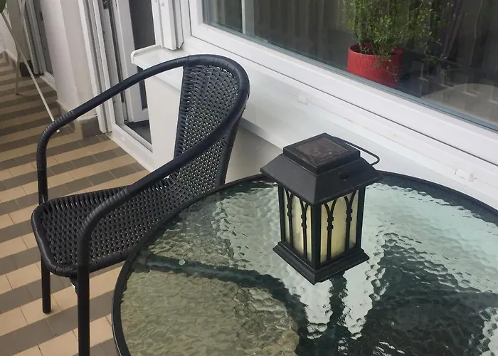 Lelle-kert 01 Balatonlelle